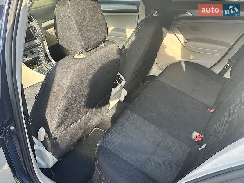 Фото Volkswagen Golf з оголошення AUTO.RIA