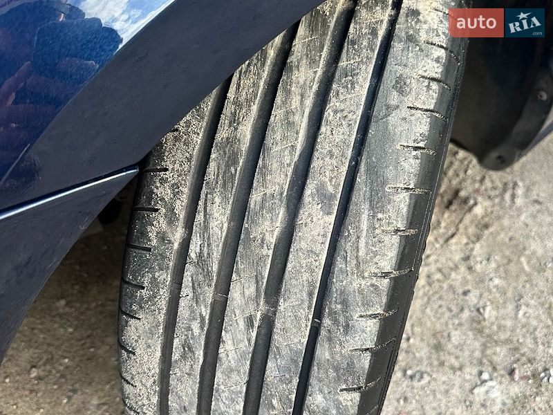 Фото Volkswagen Golf з оголошення AUTO.RIA