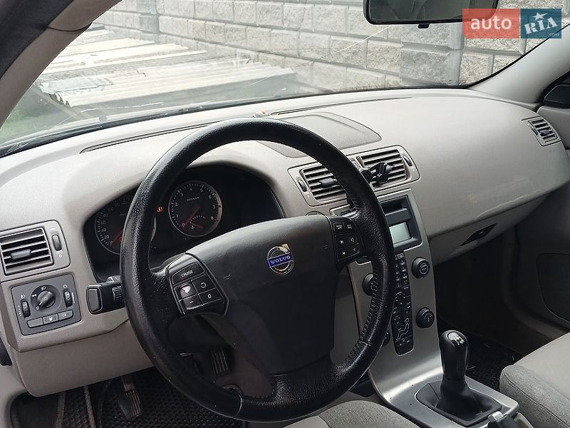 Фото Volvo V50 з оголошення AUTO.RIA