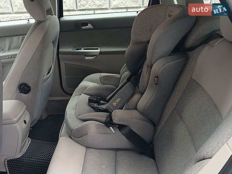 Фото Volvo V50 з оголошення AUTO.RIA