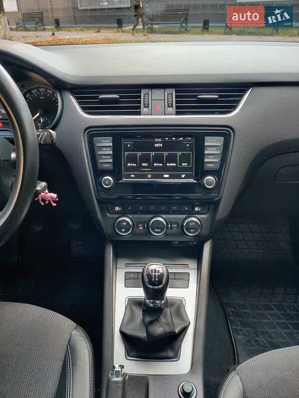 Фото Skoda Octavia з оголошення AUTO.RIA