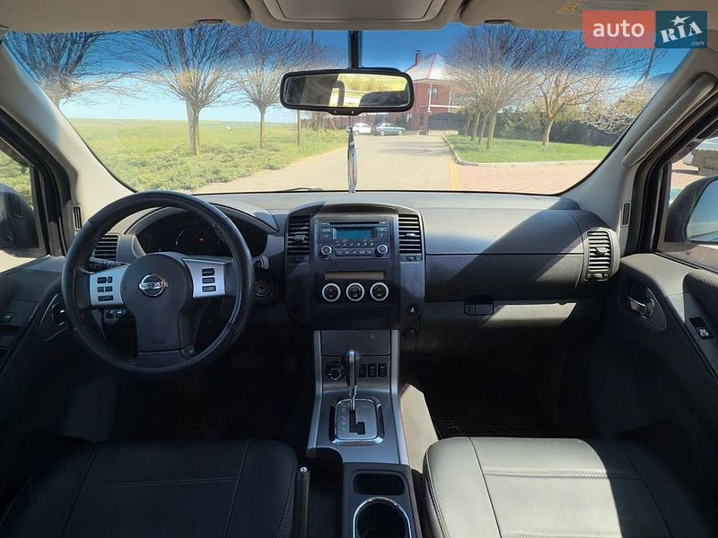 Фото Nissan Pathfinder з оголошення AUTO.RIA