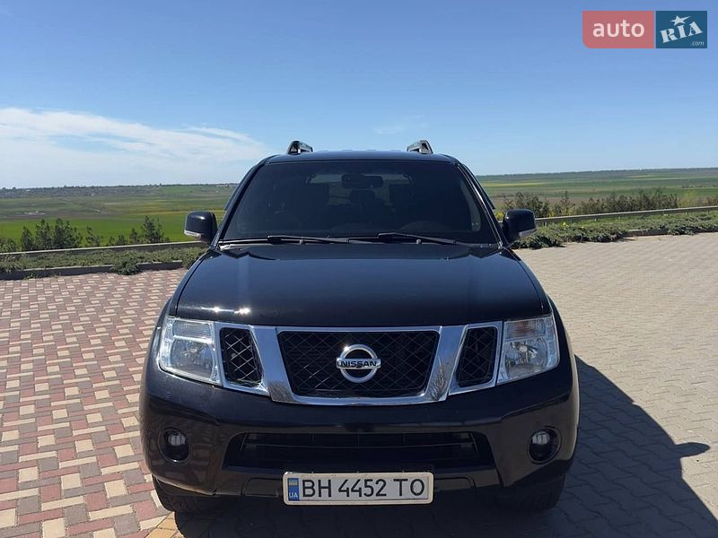 Фото Nissan Pathfinder з оголошення AUTO.RIA
