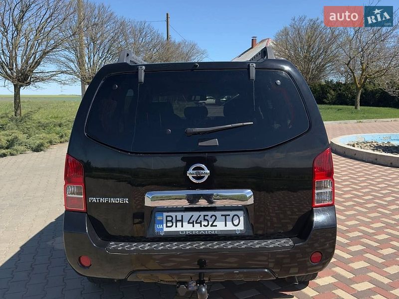Фото Nissan Pathfinder з оголошення AUTO.RIA