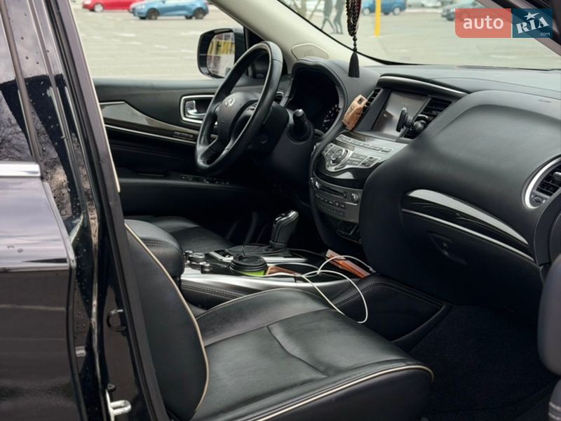 Фото Infiniti QX60 з оголошення AUTO.RIA
