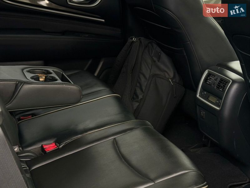 Фото Infiniti QX60 з оголошення AUTO.RIA