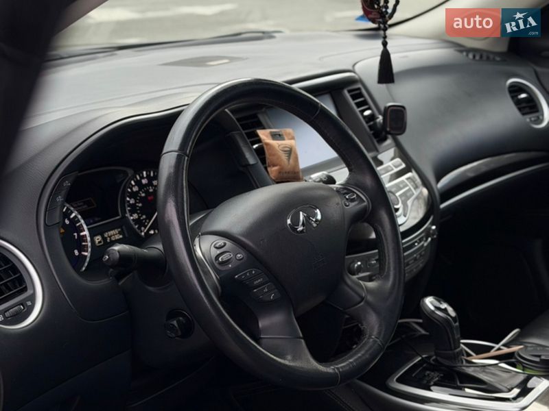 Фото Infiniti QX60 з оголошення AUTO.RIA