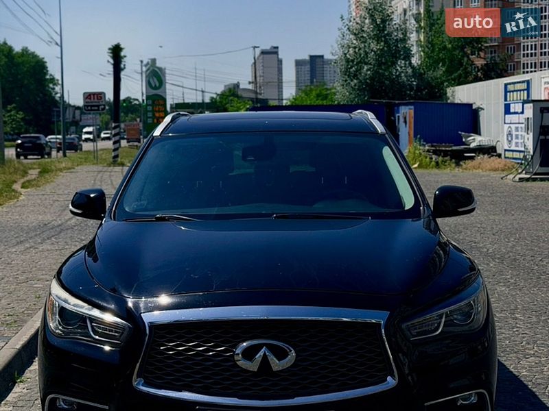 Фото Infiniti QX60 з оголошення AUTO.RIA