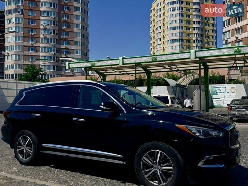 Фото Infiniti QX60 з оголошення AUTO.RIA
