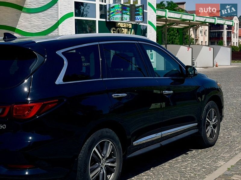 Фото Infiniti QX60 з оголошення AUTO.RIA