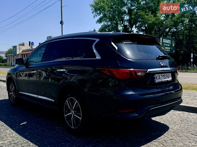 Фото Infiniti QX60 з оголошення AUTO.RIA