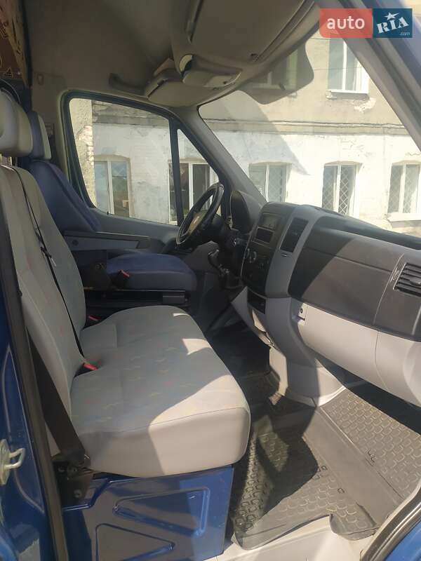 Фото Volkswagen Crafter з оголошення AUTO.RIA