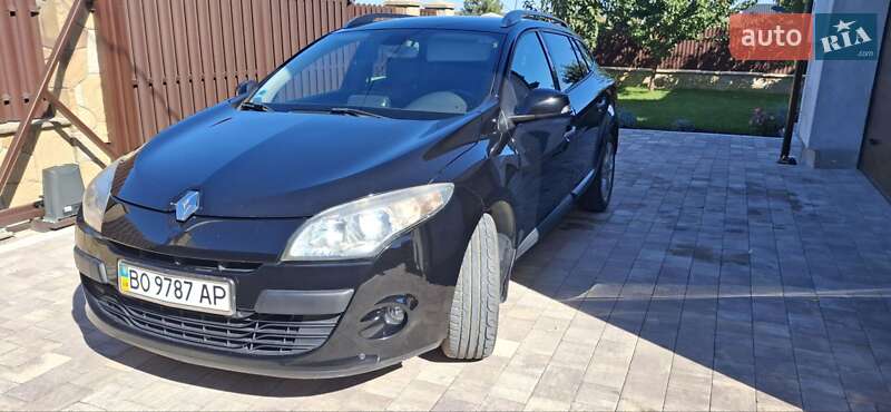 Фото Renault Megane з оголошення AUTO.RIA