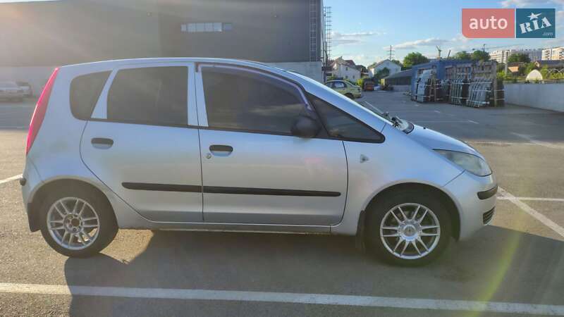 Фото Mitsubishi Colt з оголошення AUTO.RIA