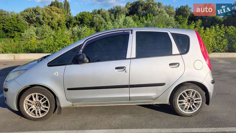 Фото Mitsubishi Colt з оголошення AUTO.RIA