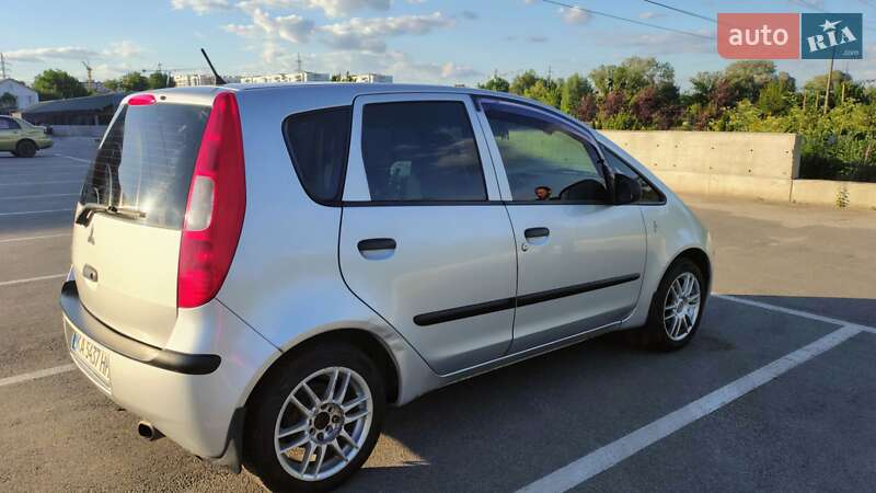 Фото Mitsubishi Colt з оголошення AUTO.RIA