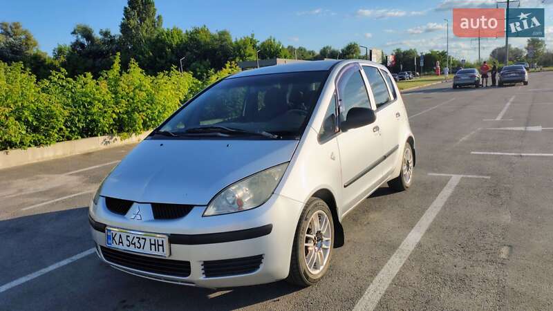 Фото Mitsubishi Colt з оголошення AUTO.RIA