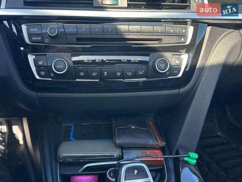 Фото BMW 3 Series з оголошення AUTO.RIA