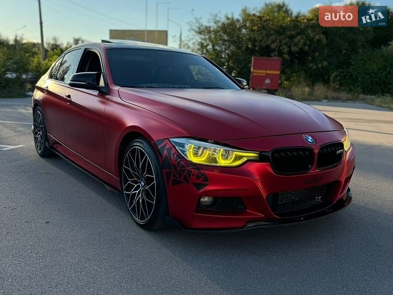 Фото BMW 3 Series з оголошення AUTO.RIA