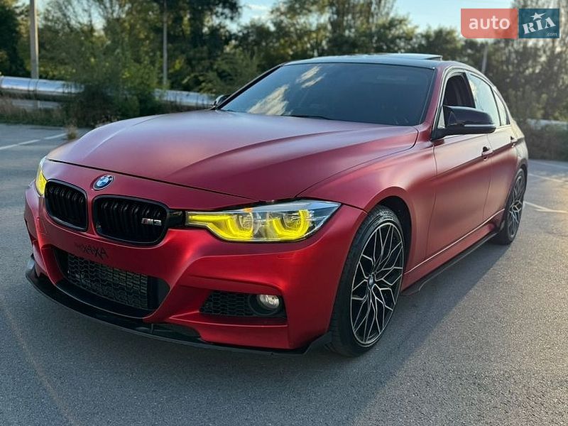 Фото BMW 3 Series з оголошення AUTO.RIA