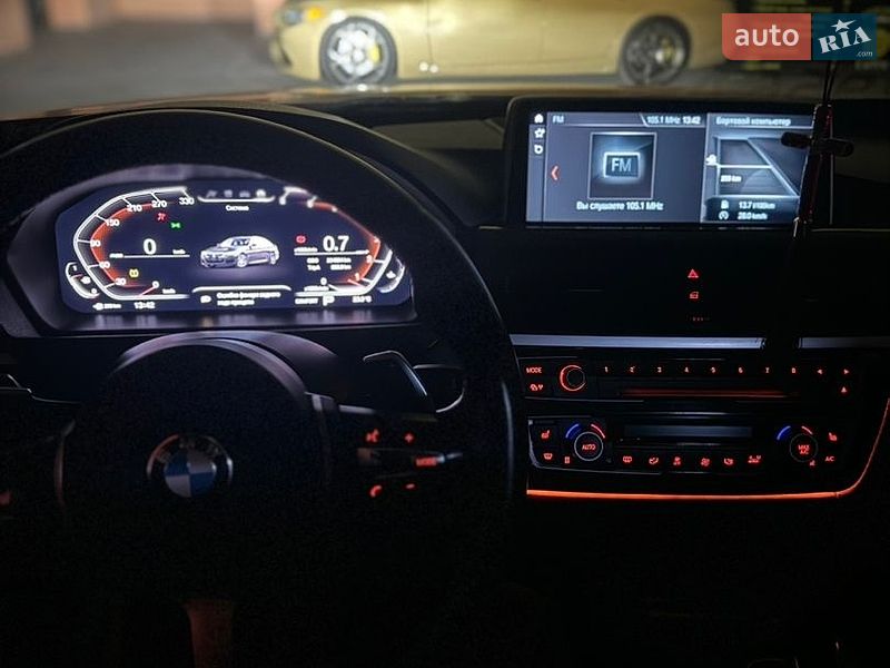 Фото BMW 3 Series з оголошення AUTO.RIA