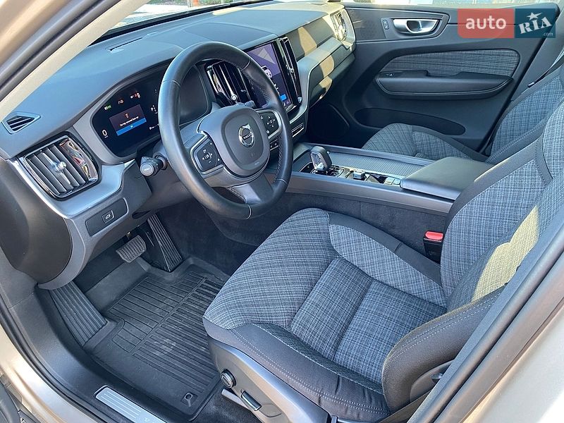 Фото Volvo XC60 з оголошення AUTO.RIA