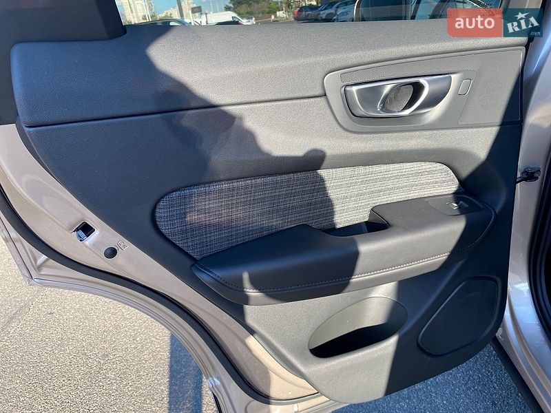 Фото Volvo XC60 з оголошення AUTO.RIA