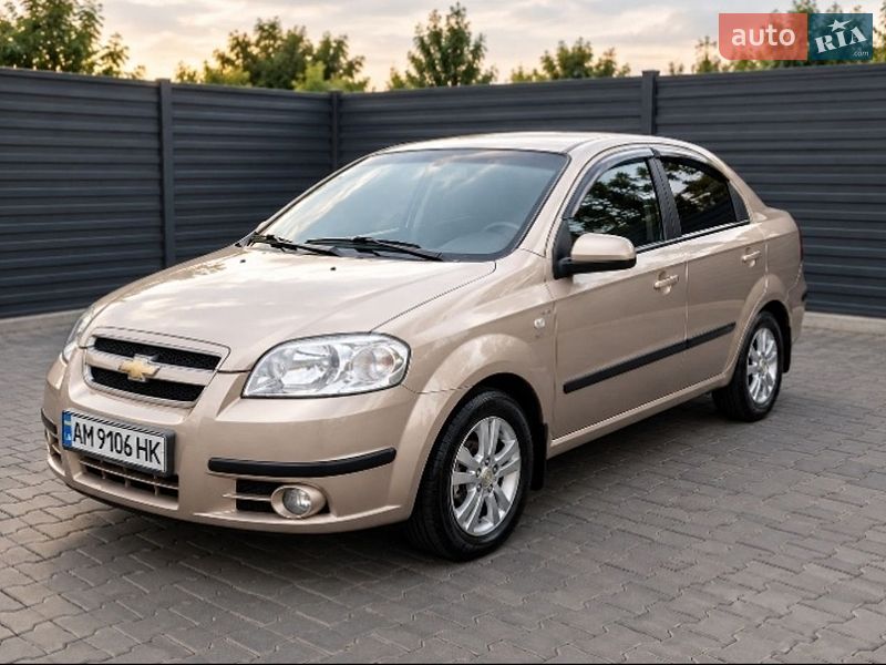 Фото Chevrolet Aveo з оголошення AUTO.RIA