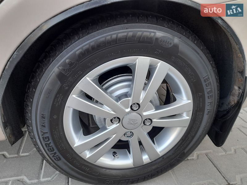 Фото Chevrolet Aveo з оголошення AUTO.RIA