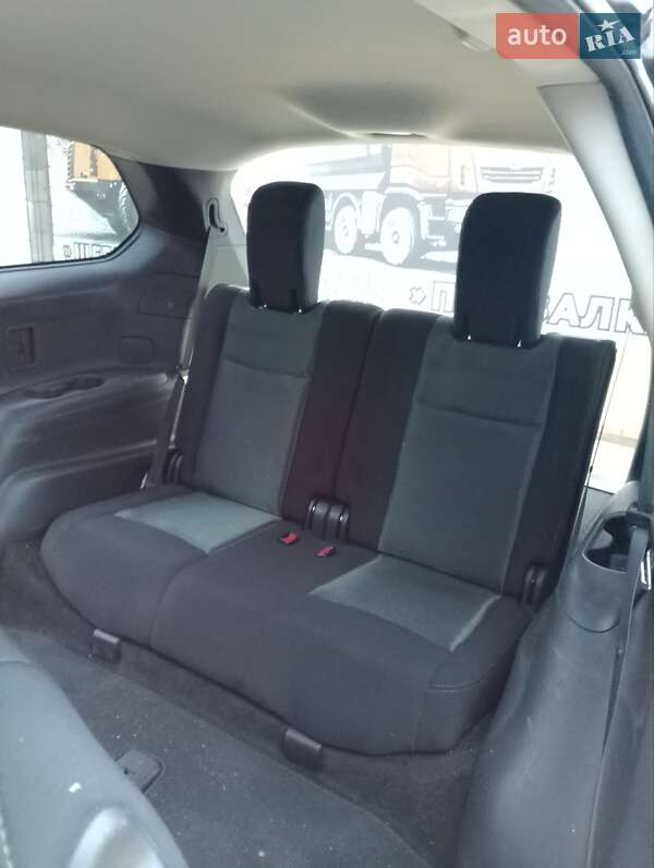 Фото Nissan Pathfinder з оголошення AUTO.RIA