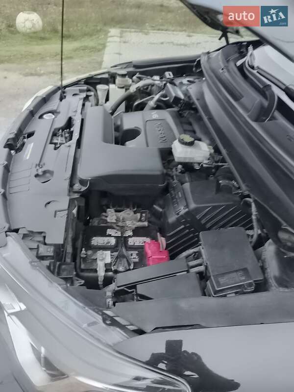Фото Nissan Pathfinder з оголошення AUTO.RIA