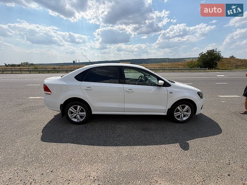 Фото Volkswagen Polo з оголошення AUTO.RIA