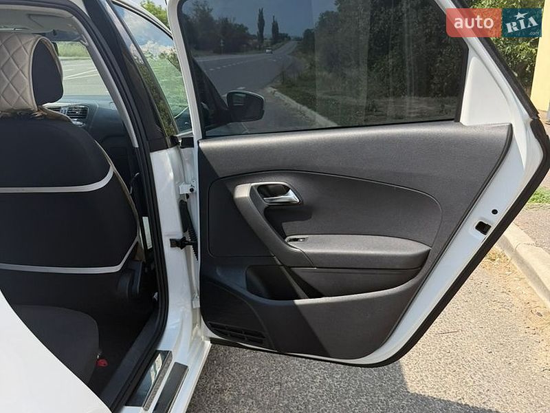 Фото Volkswagen Polo з оголошення AUTO.RIA