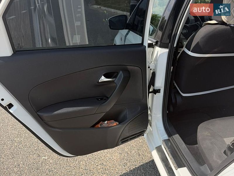 Фото Volkswagen Polo з оголошення AUTO.RIA