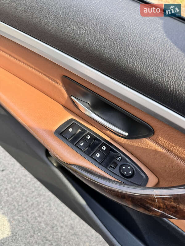 Фото BMW 4 Series з оголошення AUTO.RIA
