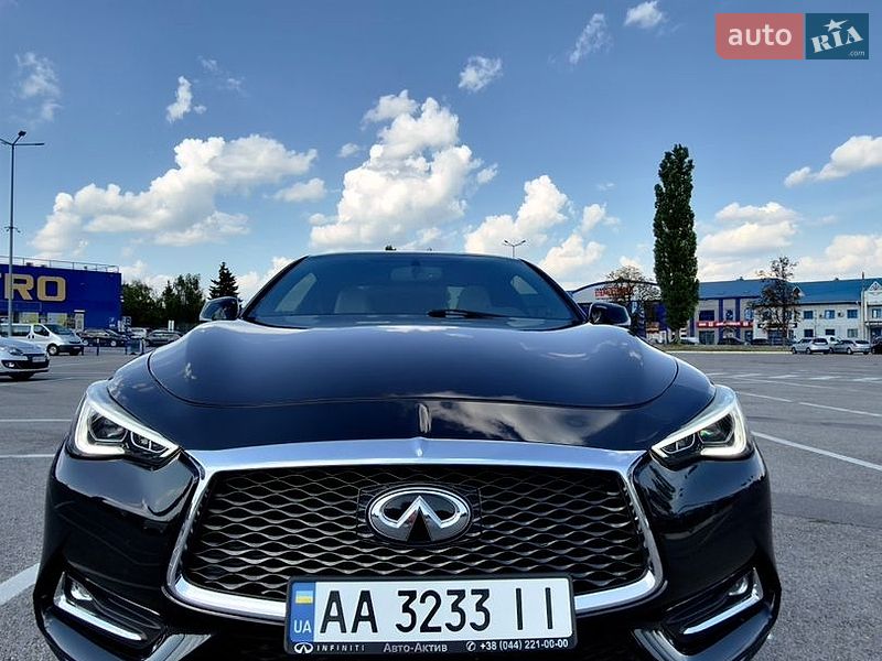 Фото Infiniti Q60 з оголошення AUTO.RIA
