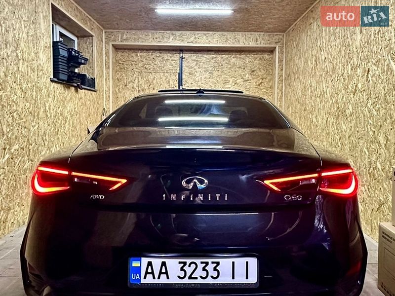 Фото Infiniti Q60 з оголошення AUTO.RIA