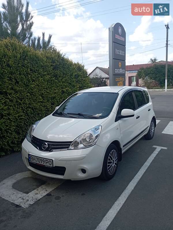 Фото Nissan Note з оголошення AUTO.RIA