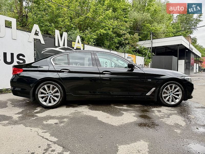 Фото BMW 5 Series з оголошення AUTO.RIA