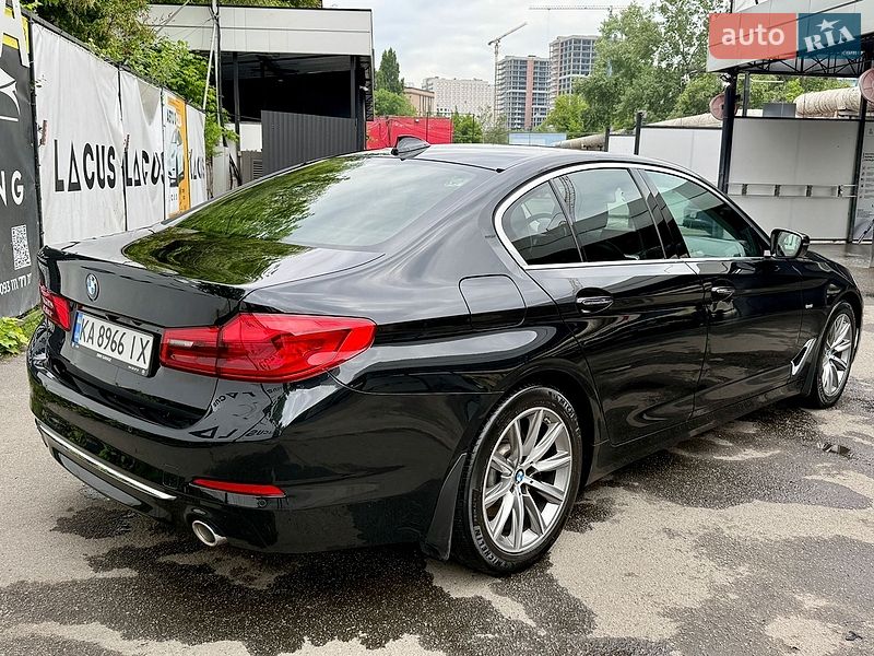 Фото BMW 5 Series з оголошення AUTO.RIA