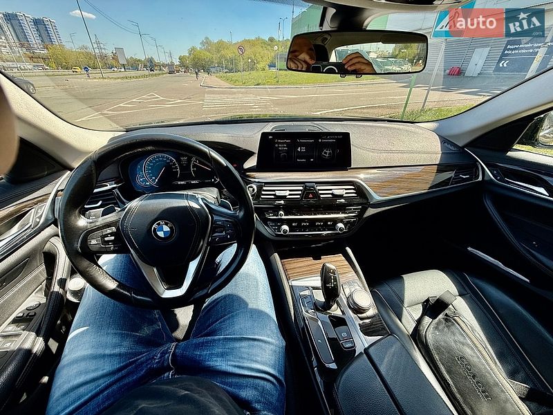 Фото BMW 5 Series з оголошення AUTO.RIA