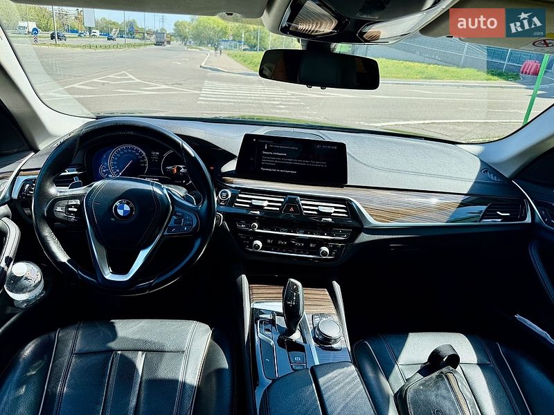 Фото BMW 5 Series з оголошення AUTO.RIA