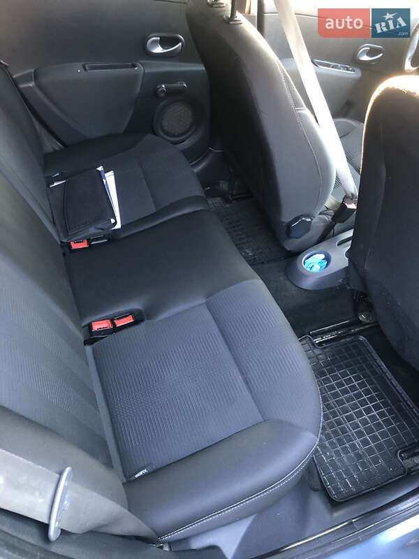 Фото Renault Clio з оголошення AUTO.RIA