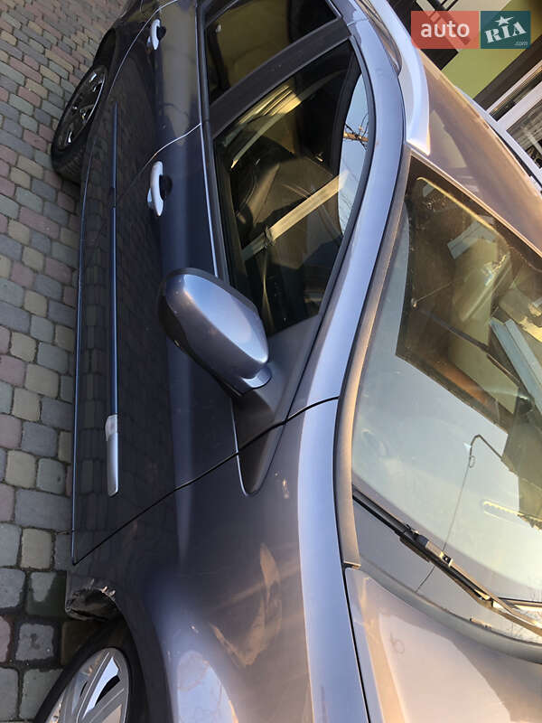 Фото Renault Clio з оголошення AUTO.RIA