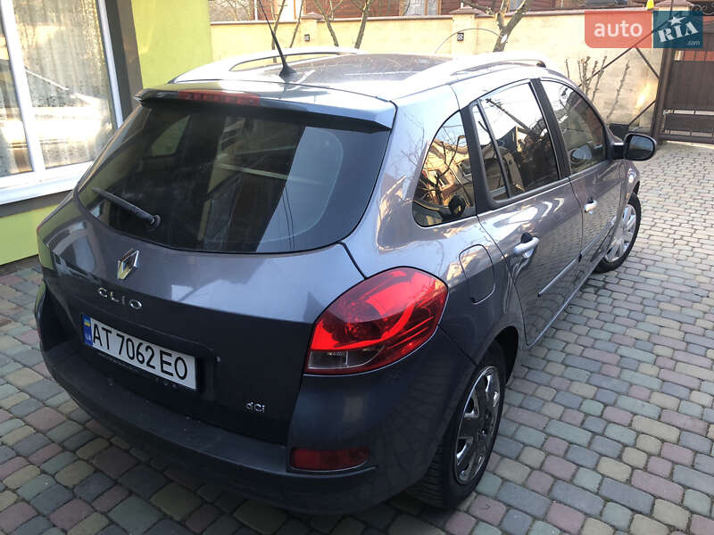Фото Renault Clio з оголошення AUTO.RIA
