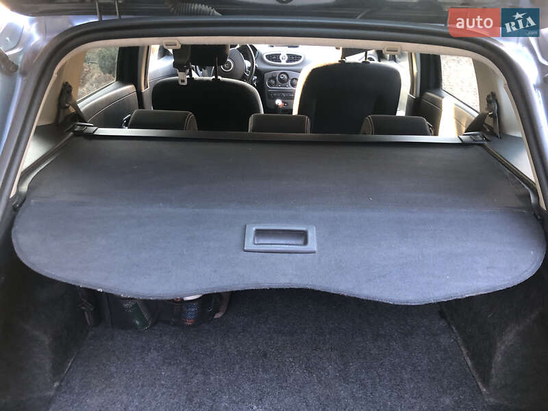 Фото Renault Clio з оголошення AUTO.RIA