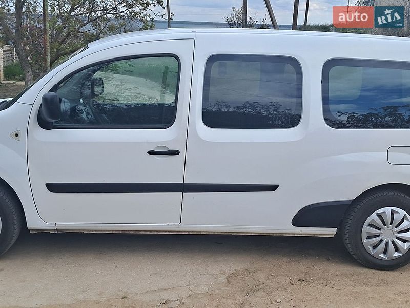 Фото Renault Kangoo з оголошення AUTO.RIA