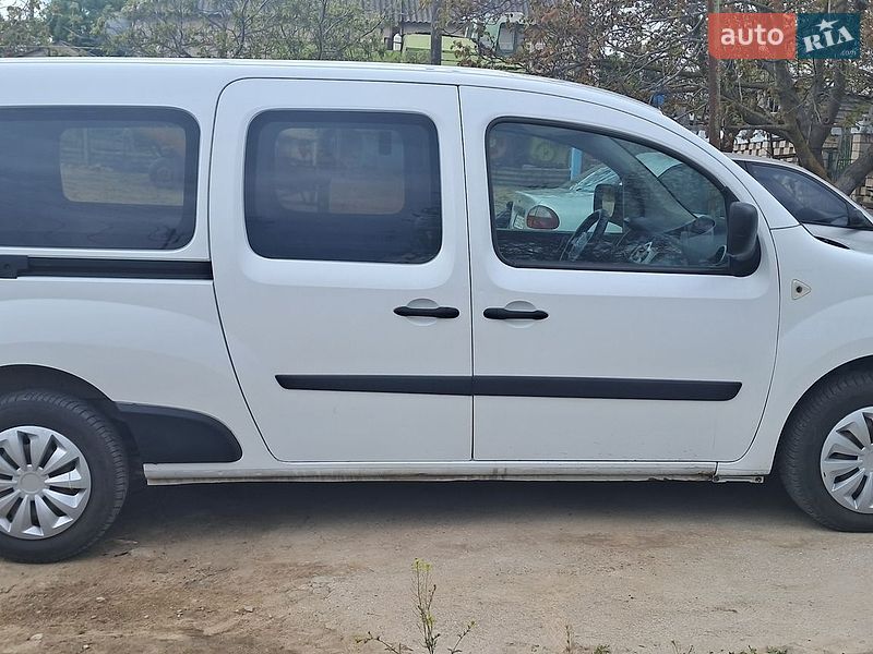 Фото Renault Kangoo з оголошення AUTO.RIA
