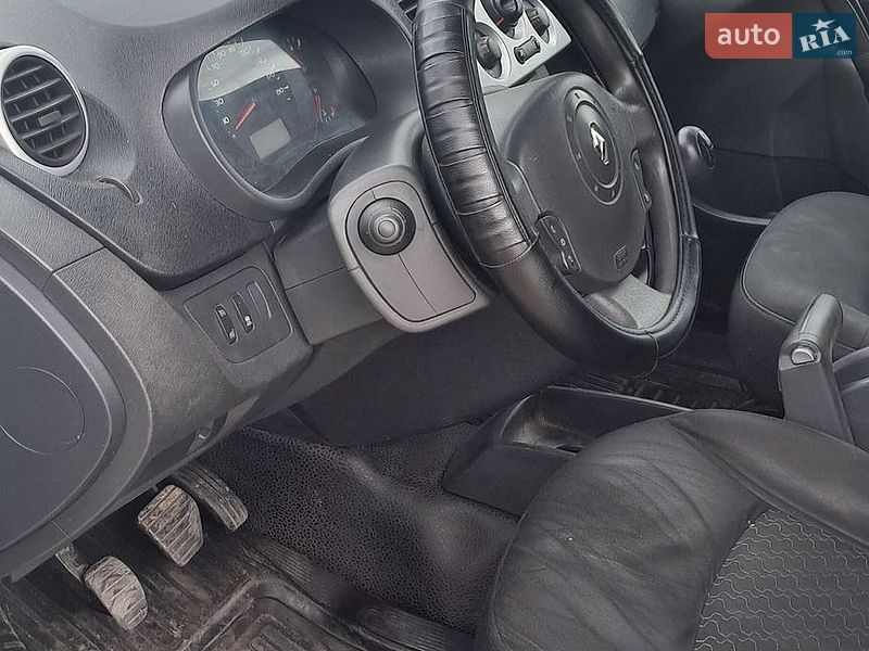 Фото Renault Kangoo з оголошення AUTO.RIA