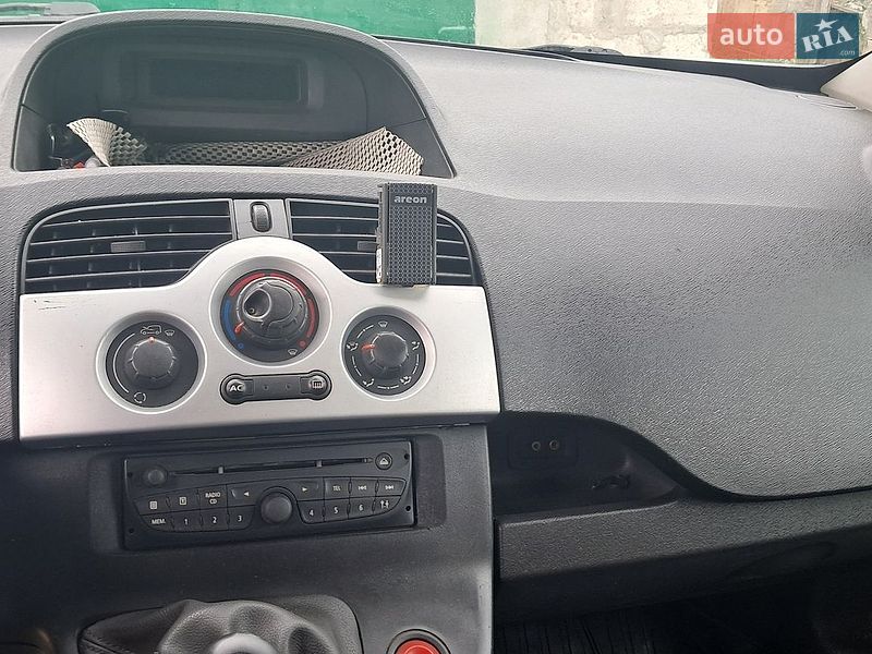 Фото Renault Kangoo з оголошення AUTO.RIA